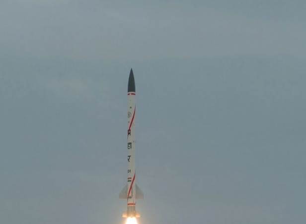 FIRST PHOTOS: Prahaar Missile Test - Livefist